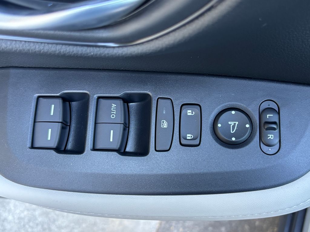 Thumbnail: 2027 Honda HR-V - 21