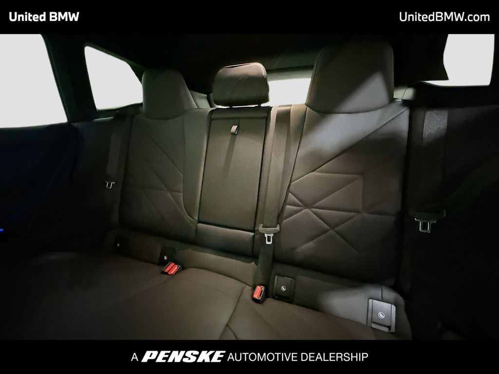 Thumbnail: 2023 BMW iX - 13