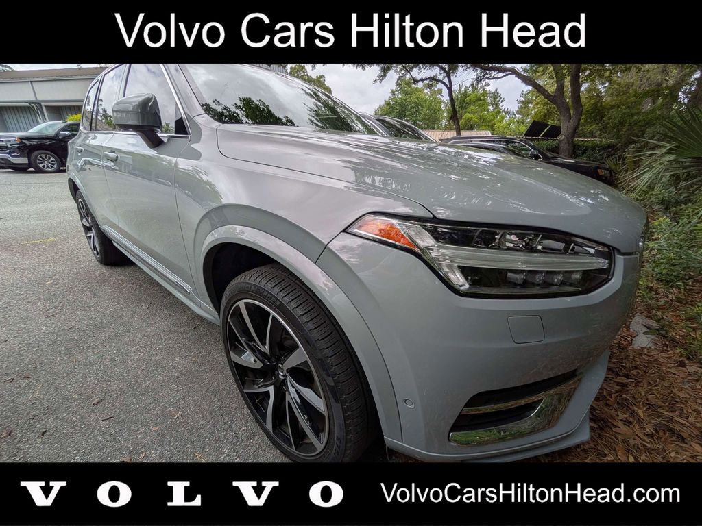 Gray Metallic 2024 Volvo XC90 B6 Plus Bright Theme 6-Passenger AWD SUV / Crossover All-Wheel Drive Automatic