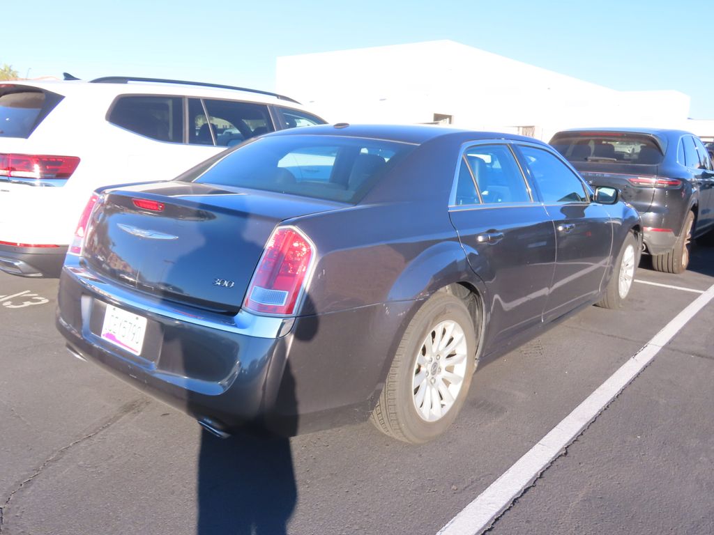Thumbnail: 2014 Chrysler 300 - 4