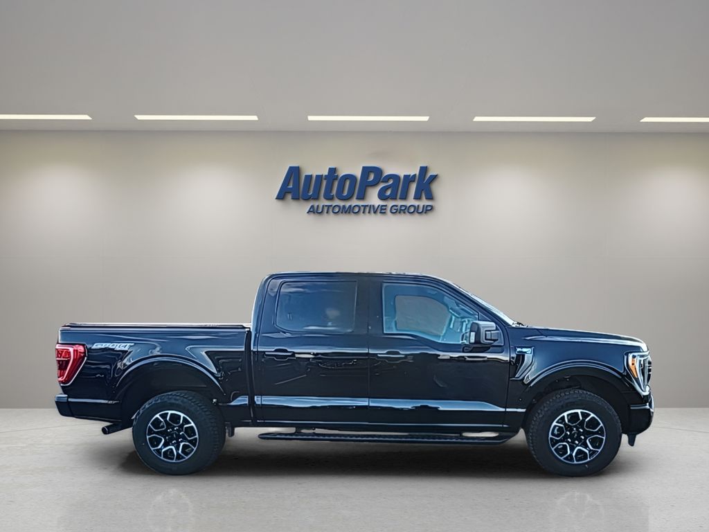 Black Metallic 2023 Ford F-150 XLT SuperCrew 4WD Pickup Truck Four-Wheel Drive Automatic
