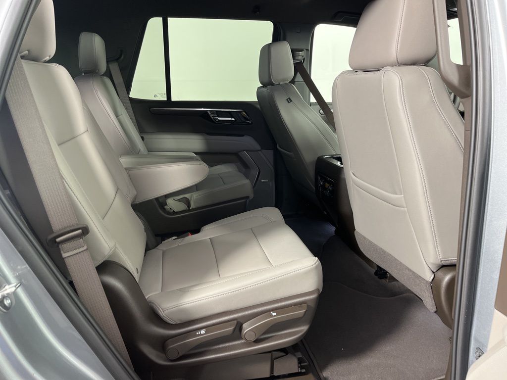 Thumbnail: 2025 Chevrolet Tahoe - 12