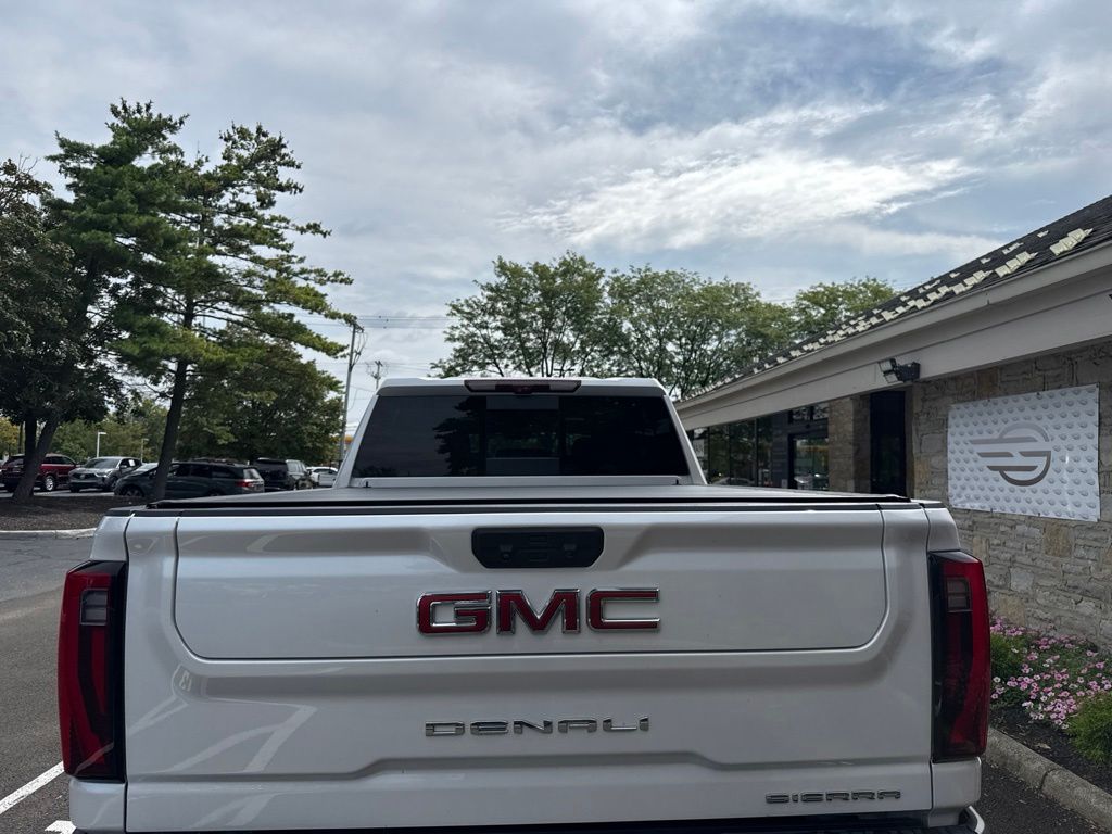 Used 2024 White GMC Denali image 5
