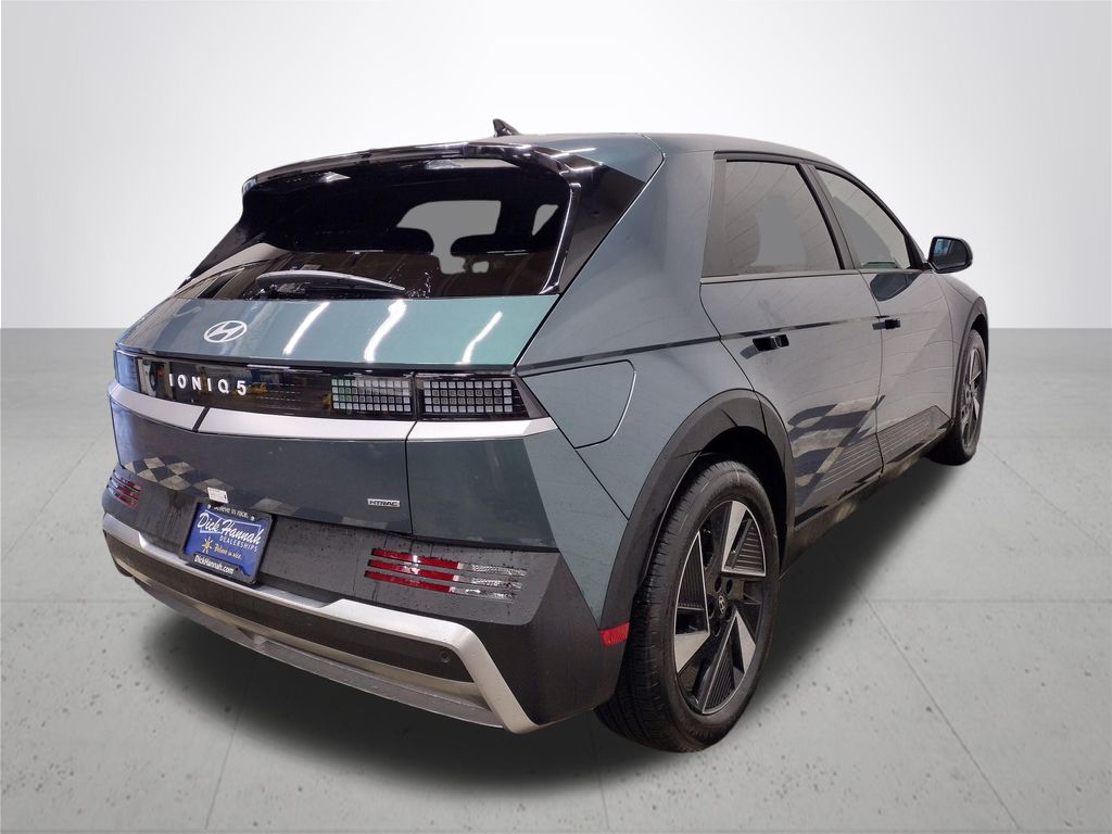 2026 Hyundai IONIQ 5 SE