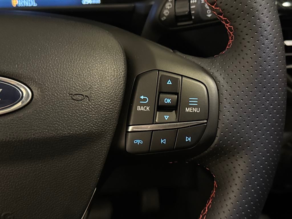 2025 Ford Escape ST-Line photo 26