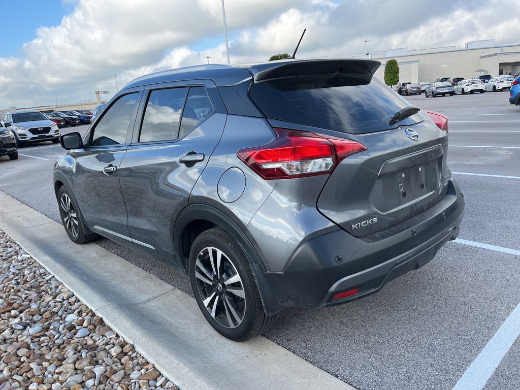 Thumbnail: 2020 Nissan Kicks - 4