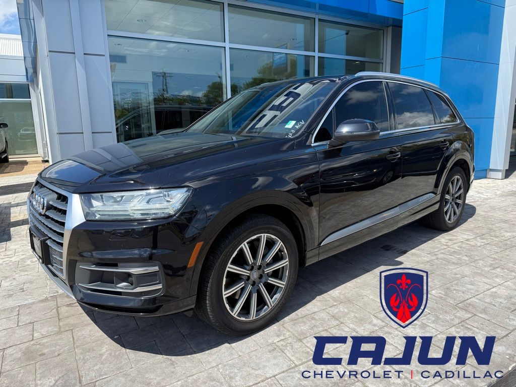 2019 Audi Q7 45 TFSI quattro Premium Plus