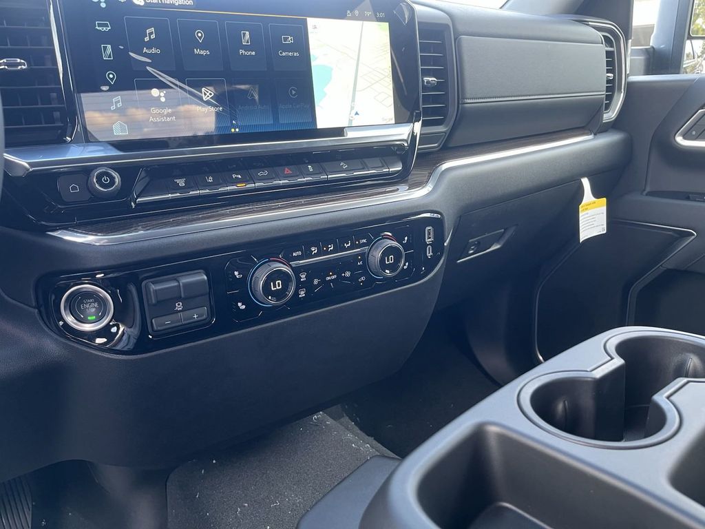 2025 Chevrolet Silverado 2500HD LT 15