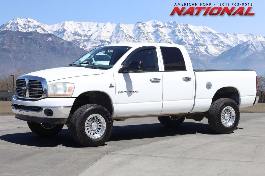  2006 Dodge RAM 2500 SLT Quad Cab 4WD   