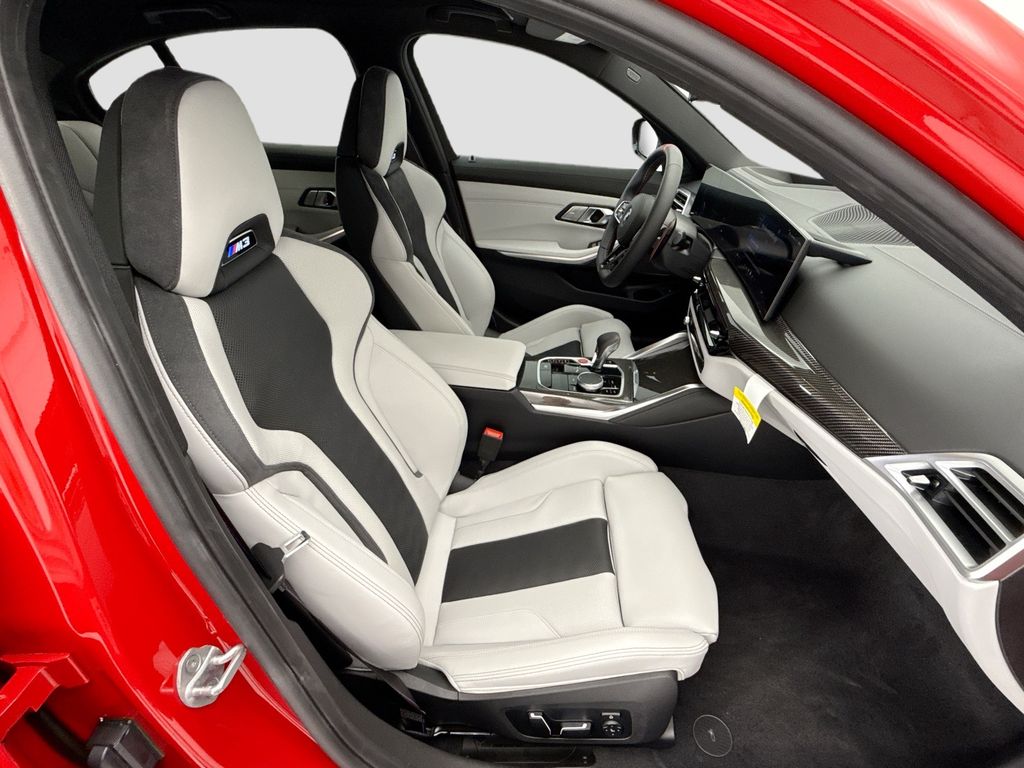 Thumbnail: 2026 BMW M3 - 19