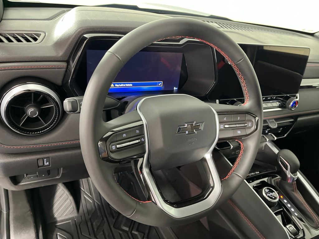 Thumbnail: 2026 Chevrolet Colorado - 24