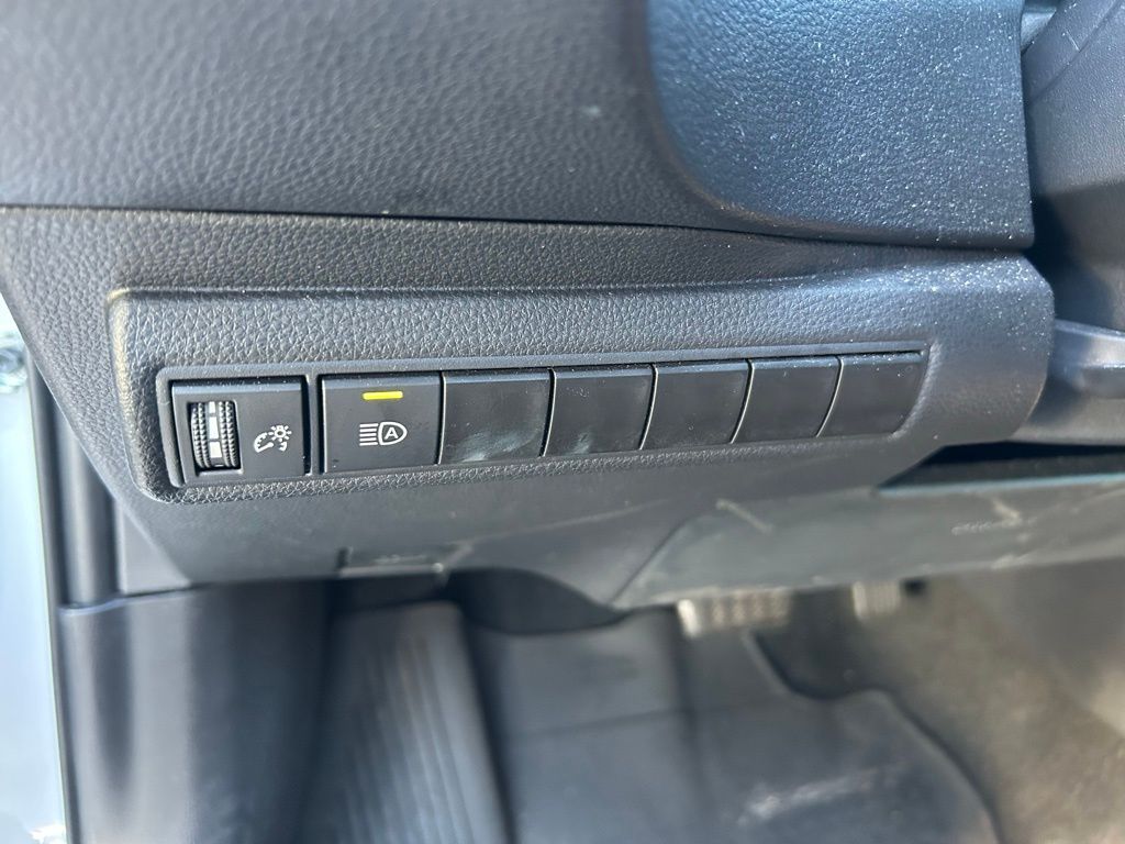 Thumbnail: 2024 Toyota Corolla - 17