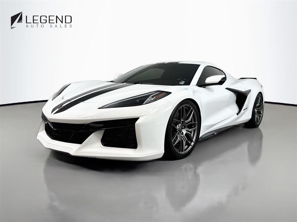 Arctic White 2023 Chevrolet Corvette Z06 3LZ Coupe RWD Coupe Rear-Wheel Drive 8-Speed Dual Clutch