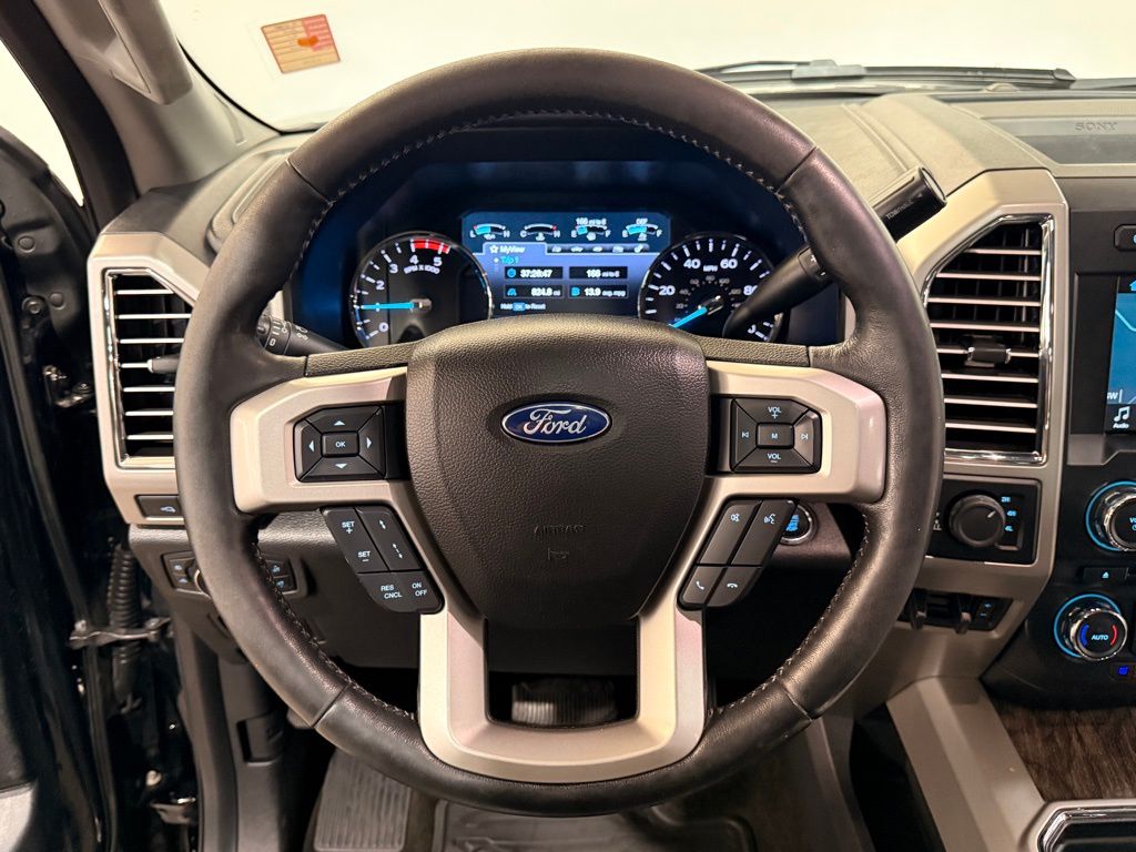 2017 Ford F-350SD Lariat