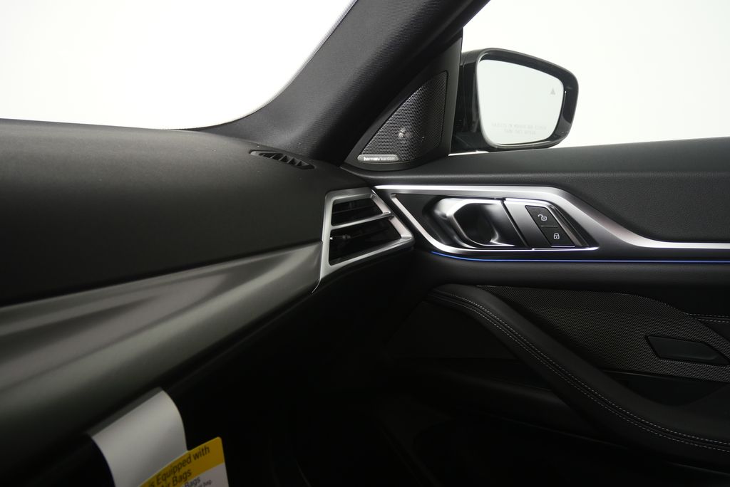 Thumbnail: 2026 BMW i4 - 24