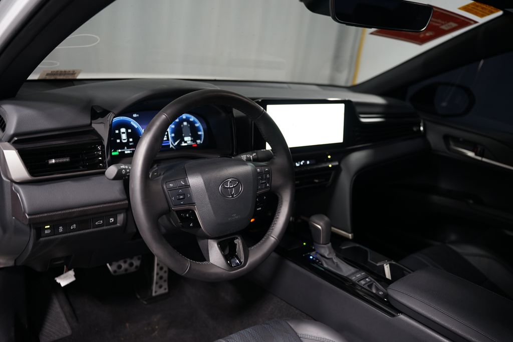 2025 Toyota Camry XSE 7