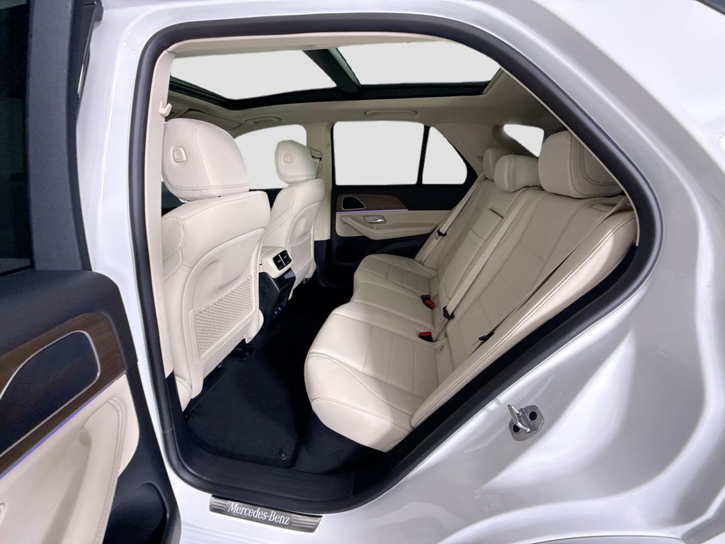 Thumbnail: 2026 Mercedes-Benz GLE - 23