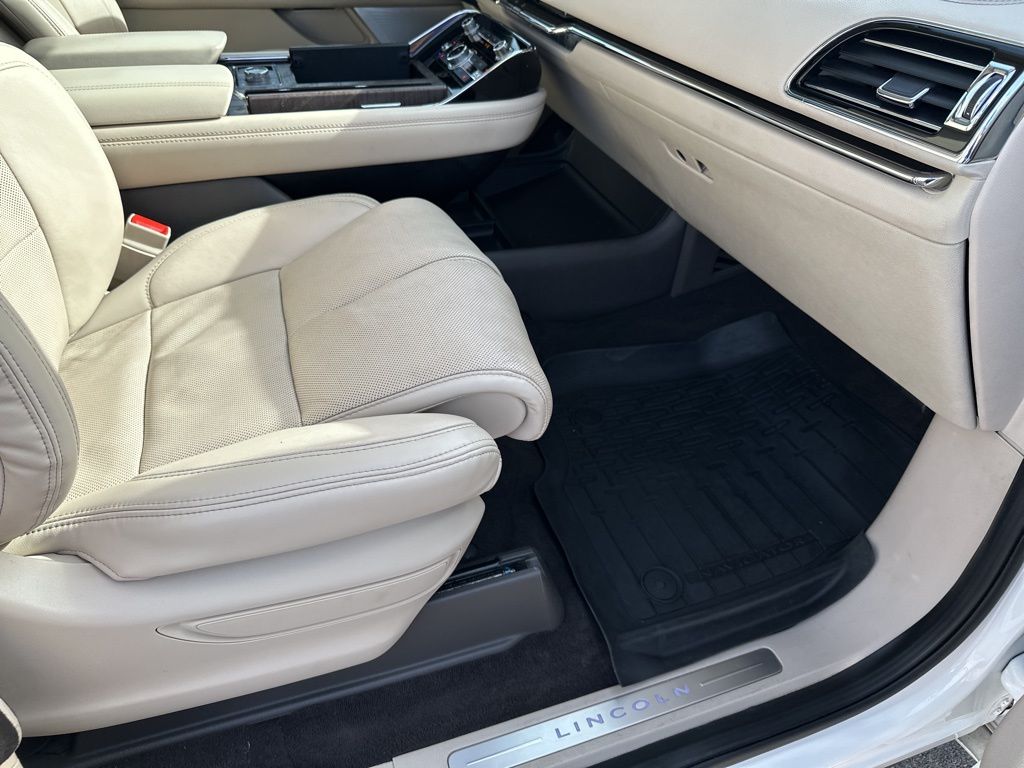 Used Car 2020 Lincoln Navigator L  L Reserve For Sale Under $35,000 In Austin, Texas