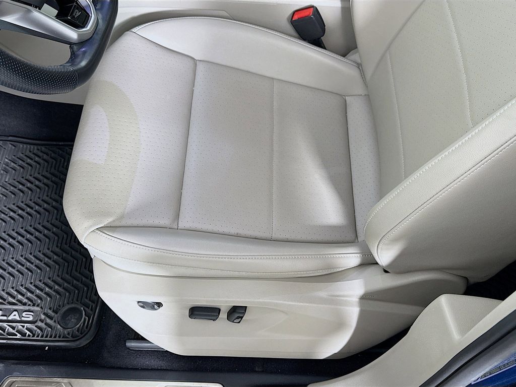 Thumbnail: 2021 Volkswagen Atlas - 19