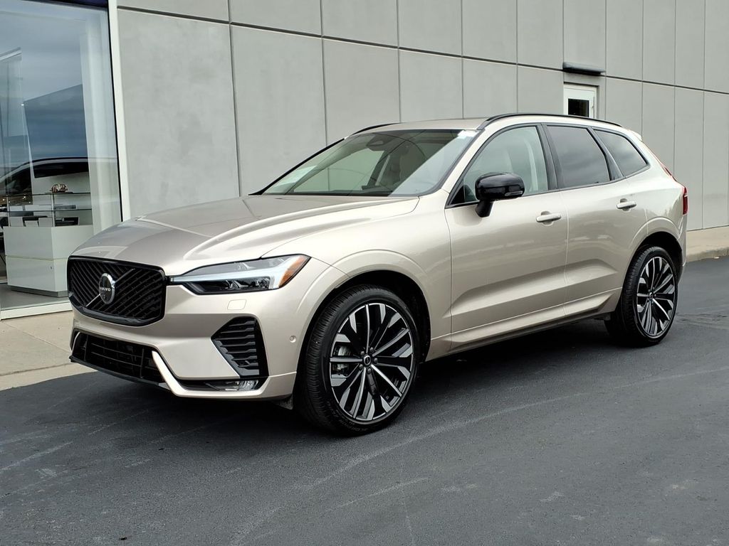 Dusk 2026 Volvo XC60 SUV / Crossover All-Wheel Drive Automatic