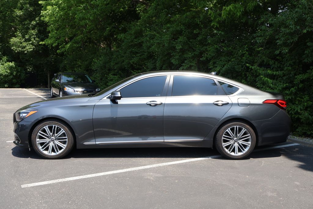 Thumbnail: 2018 Genesis G80 - 4