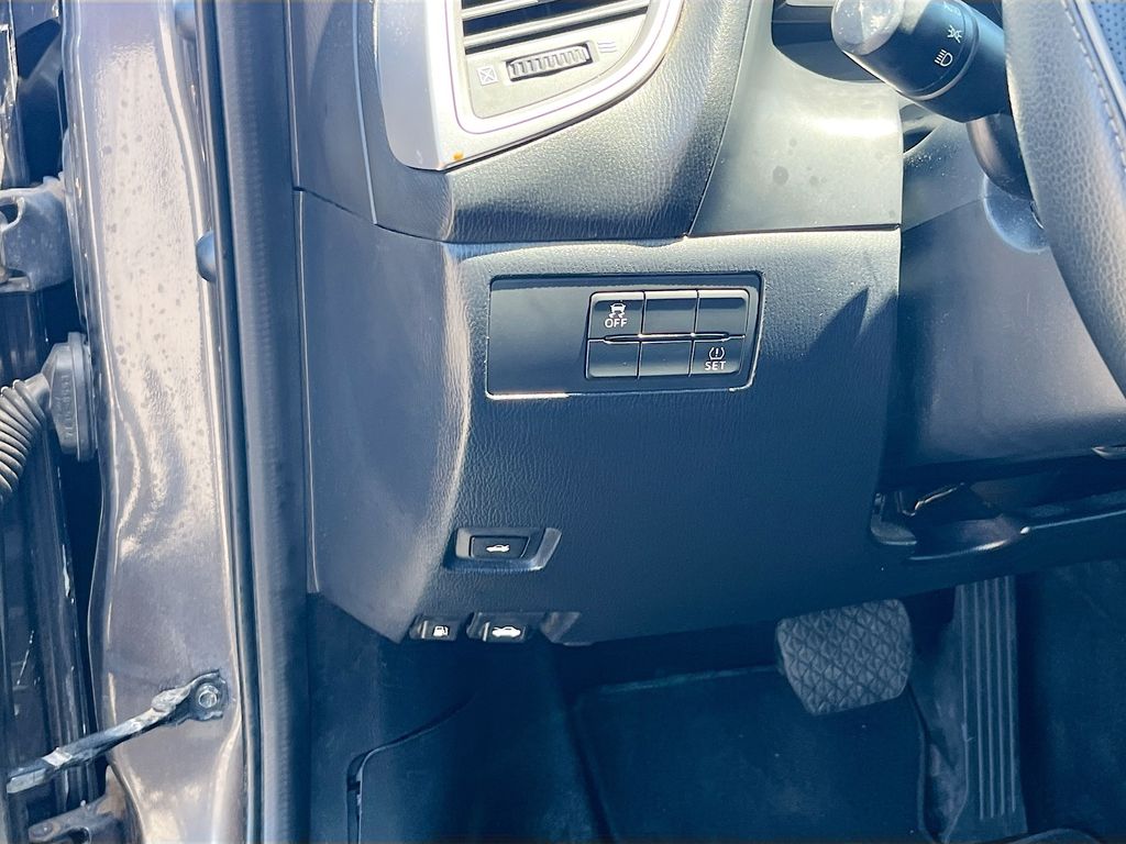 Used 2018 Gray Mazda Touring image 10