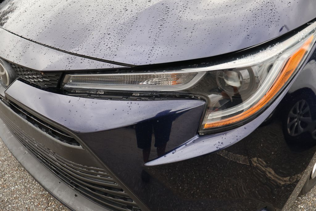 Thumbnail: 2023 Toyota Corolla - 3