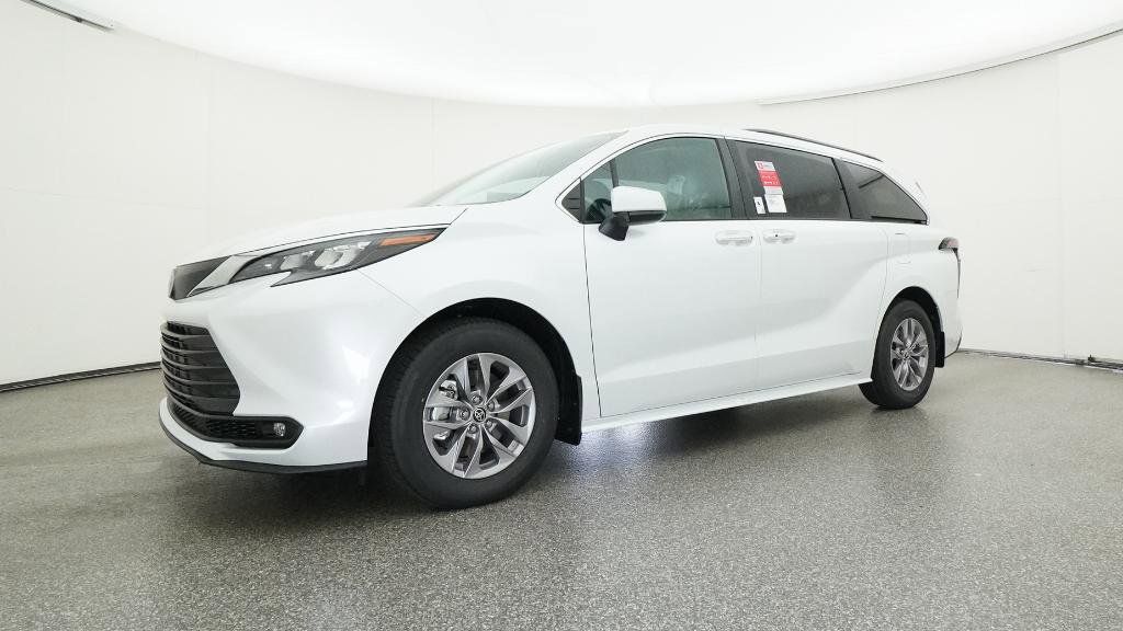 Thumbnail: 2025 Toyota Sienna - 6