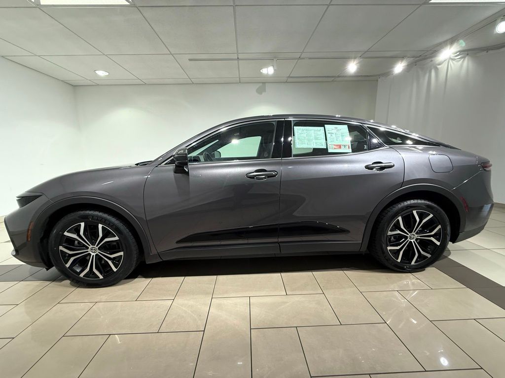 Thumbnail: 2024 Toyota Crown - 2