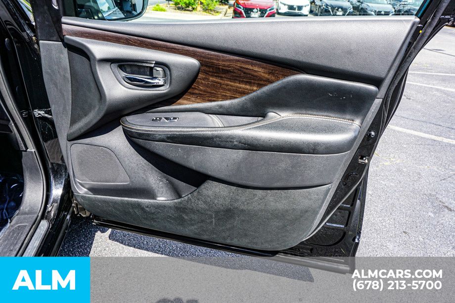 Used 2024 Black Nissan Platinum image 54
