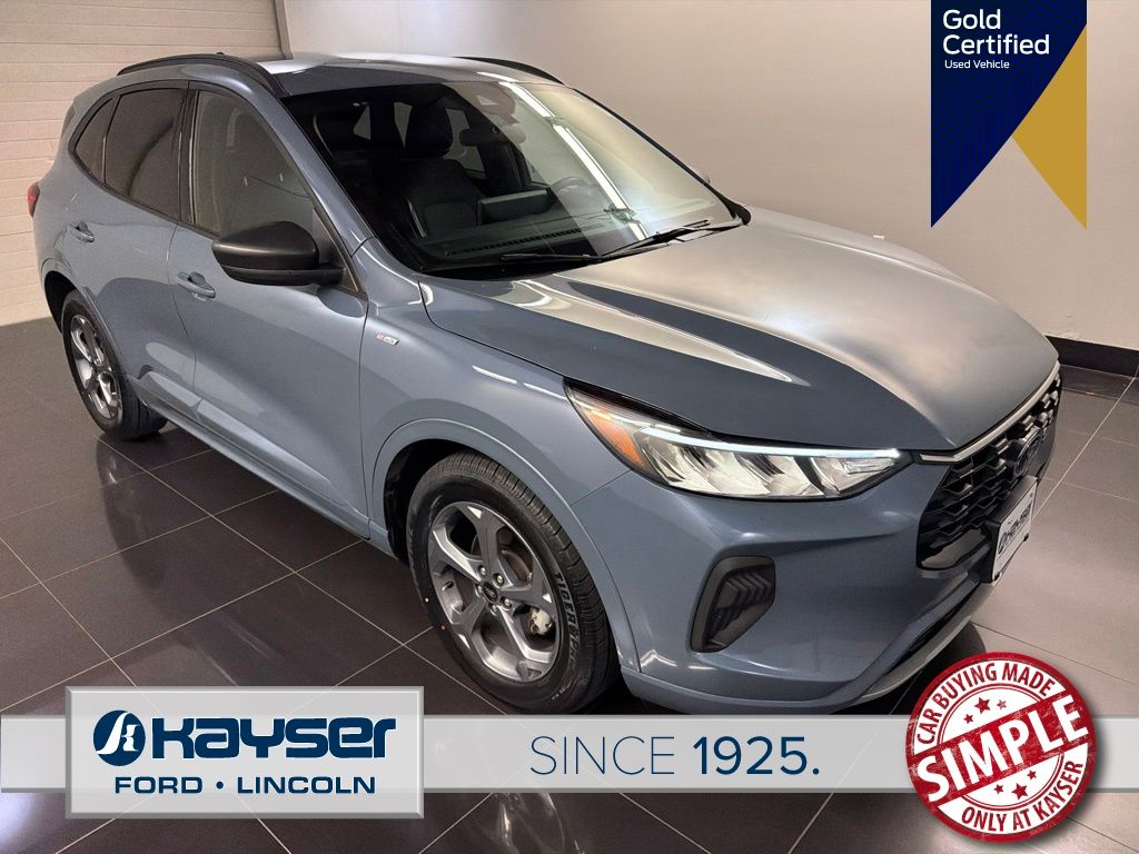 2023 Ford Escape Hybrid ST-Line