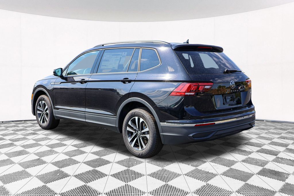 2024 Volkswagen Tiguan 2.0T S 10