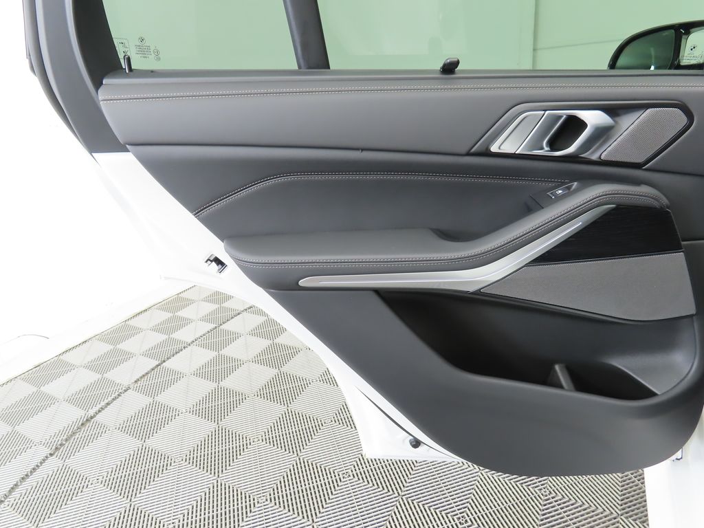 Thumbnail: 2026 BMW X5 - 26