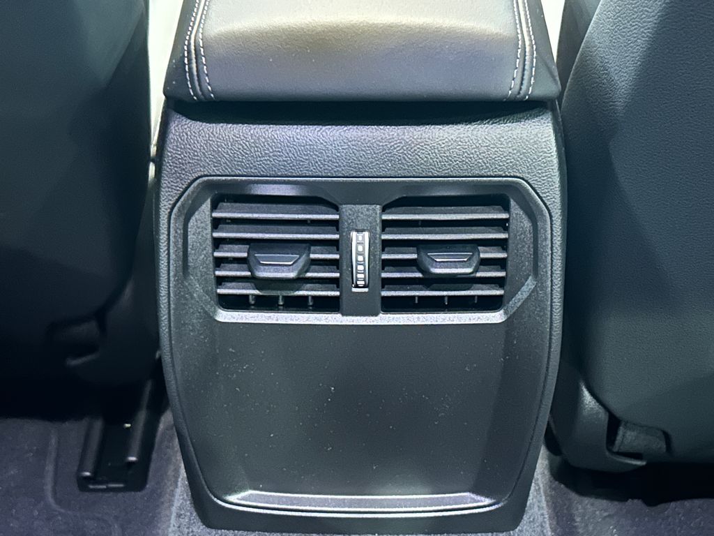 Thumbnail: 2026 BMW M4 - 32