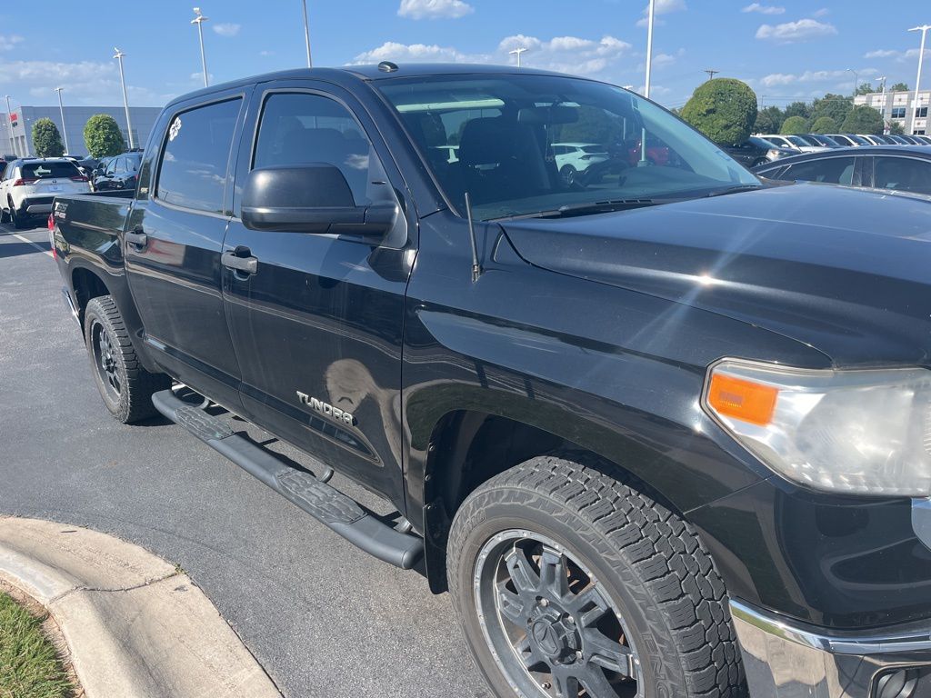 Thumbnail: 2016 Toyota Tundra - 3