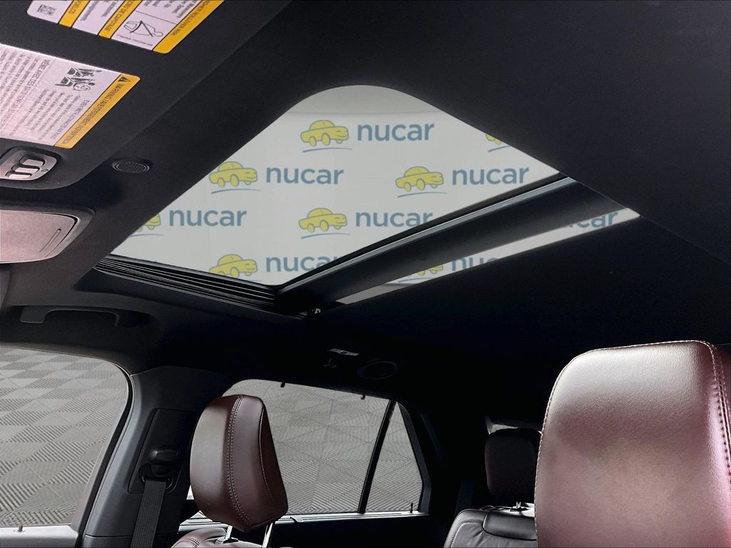 2022 Ford Explorer — photo 21