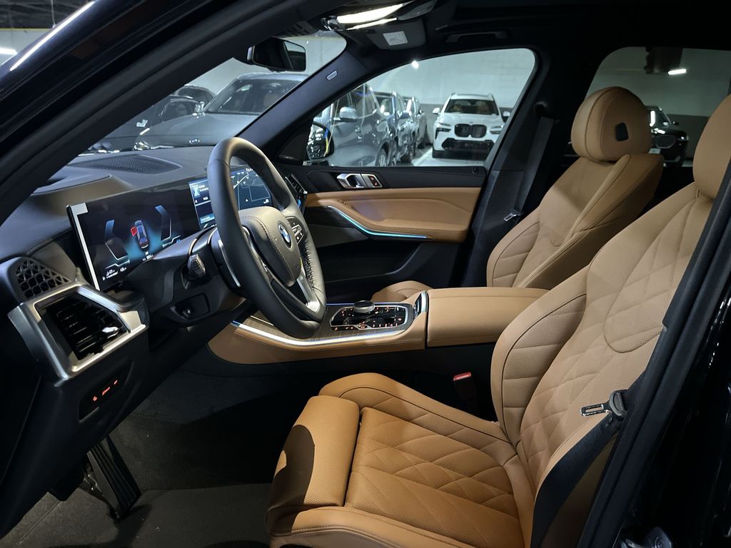 Thumbnail: 2026 BMW X5 - 11