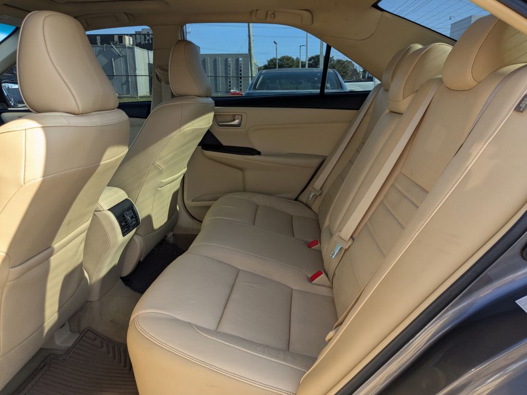 2016 Toyota Camry XLE