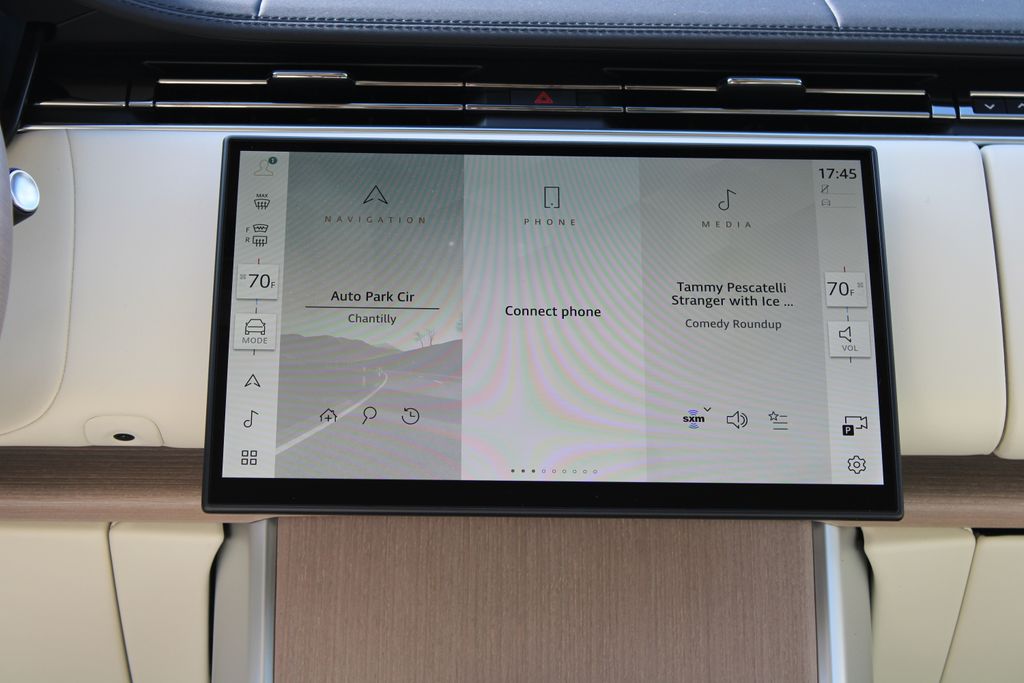 New 2026 Green Land Rover SE image 6