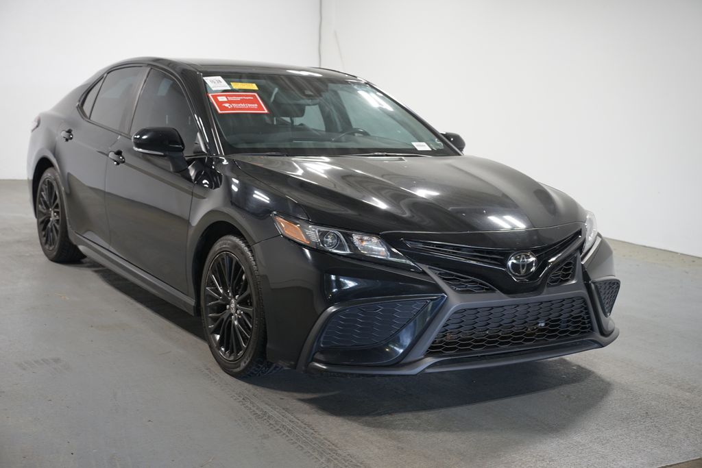 Thumbnail: 2022 Toyota Camry - 3