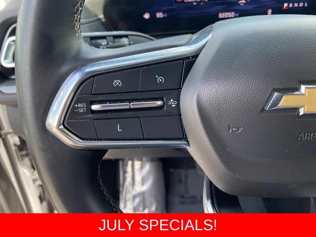 Used 2024 Chevrolet Traverse SUV