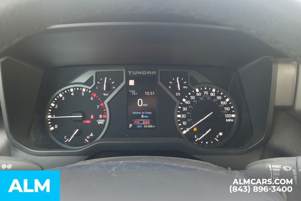 Used 2024 Ice Toyota SR5 image 31