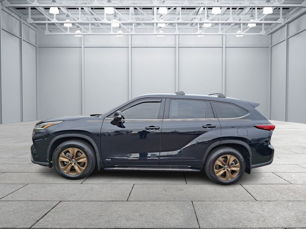 2022 Toyota Highlander Bronze Edition 7