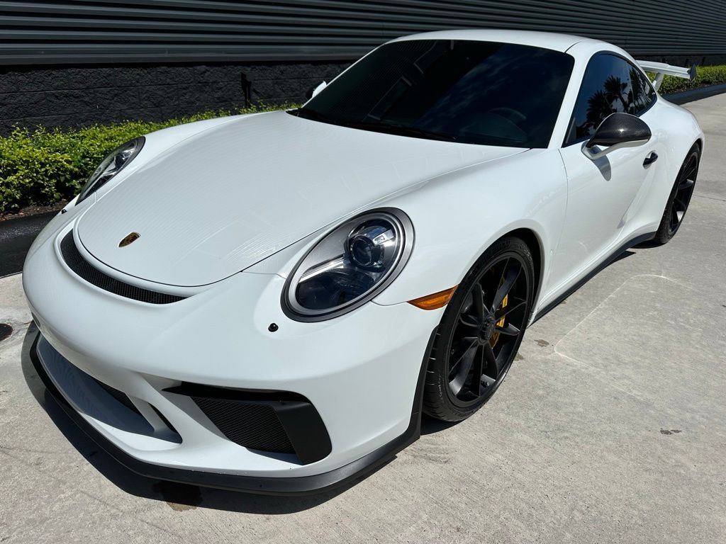 Thumbnail: 2018 Porsche 911 - 7
