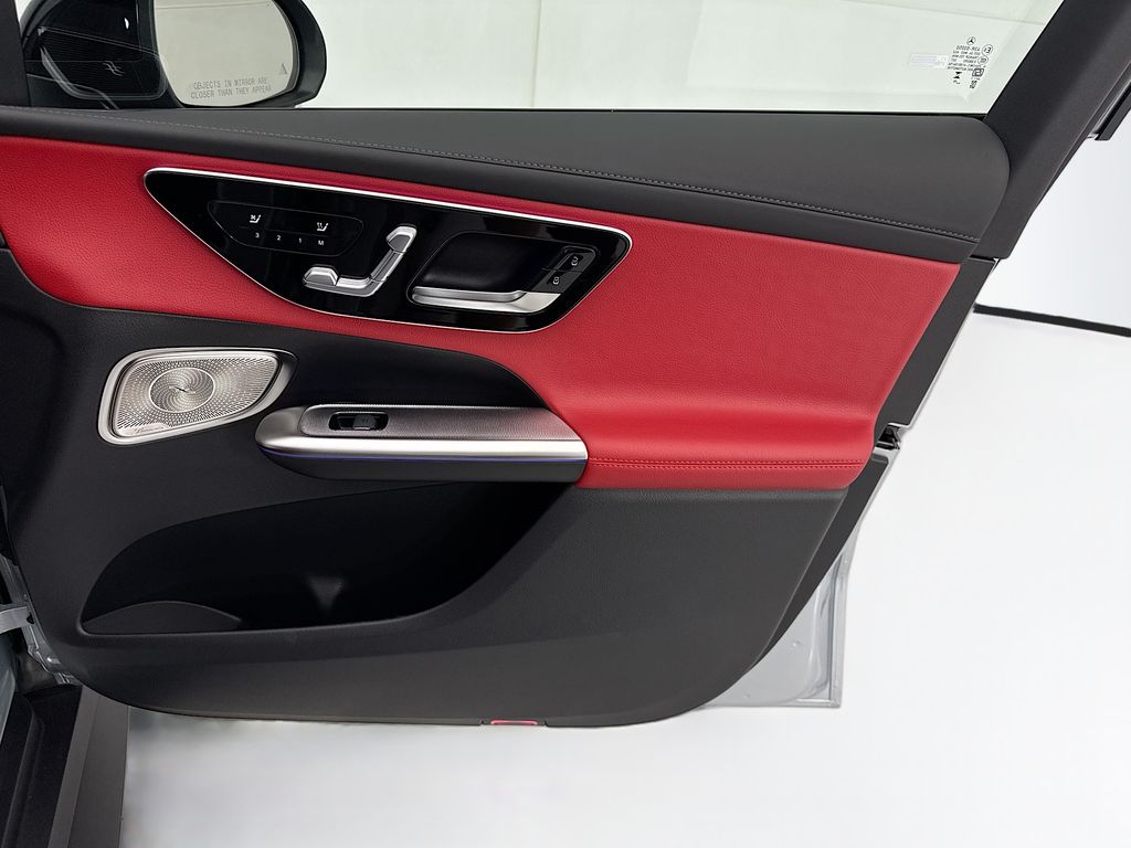 Thumbnail: 2027 Mercedes-Benz GLC - 24