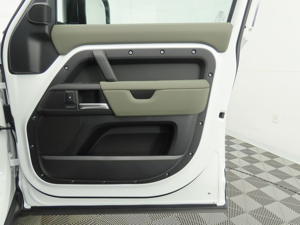 Thumbnail: 2026 Land Rover Defender - 27