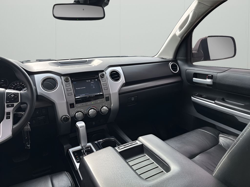 Used Car 2018 Toyota Tundra  Sr5 For Sale Under $35,000 In Austin, Texas