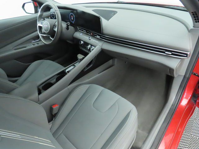 Thumbnail: 2023 Hyundai Elantra - 18