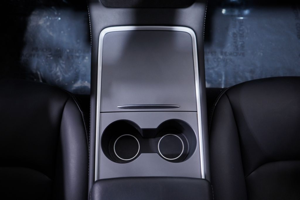 Thumbnail: 2023 Tesla Model 3 - 13