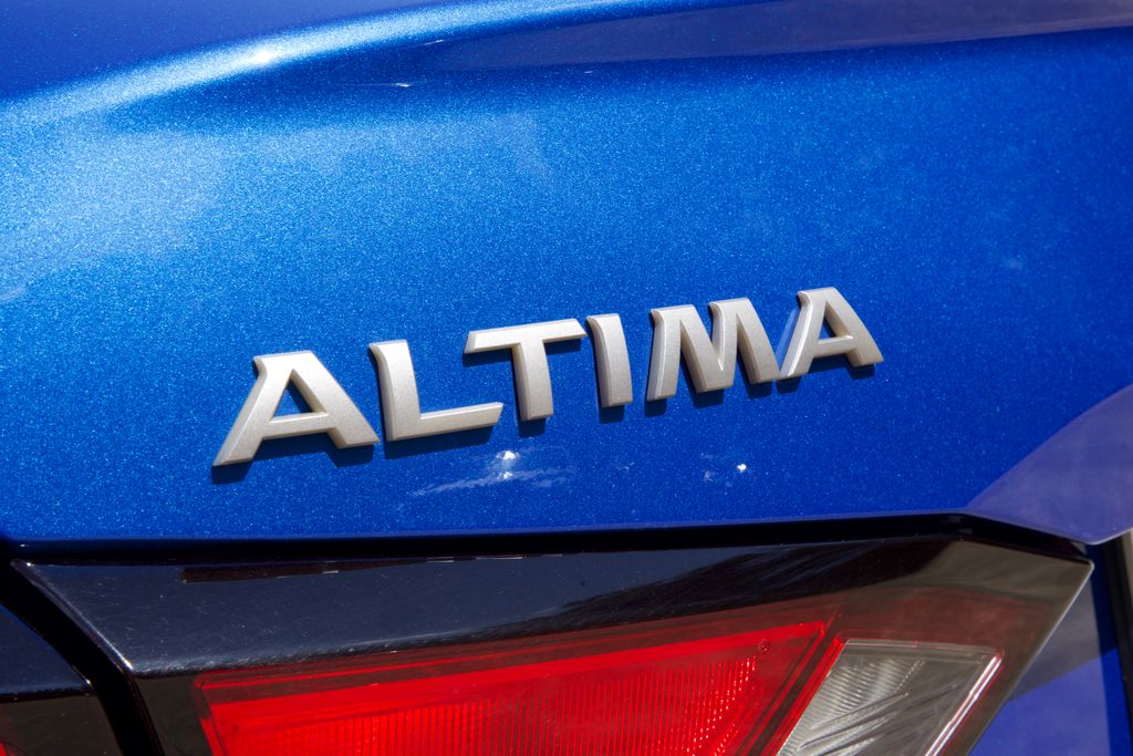 2025 Nissan Altima 2.5 SV Blue at Don McGill Toyota